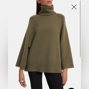 Theory Wide-Sleeve Turtleneck Sweater in Wool-Cashmere